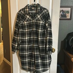 Duluth Flannel Shirt Jacket with pockets